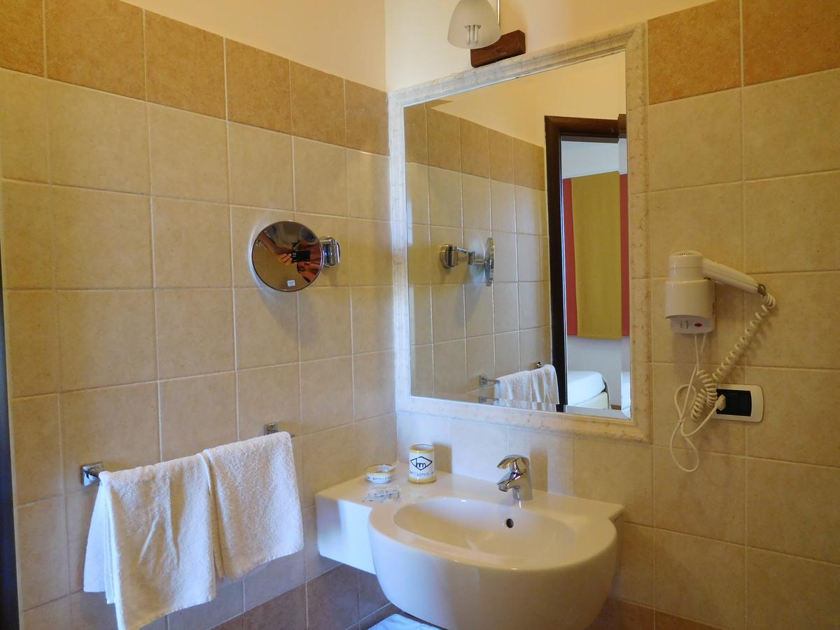 Hotel Michelangelo San Bartolomeo in Galdo Ngoại thất bức ảnh