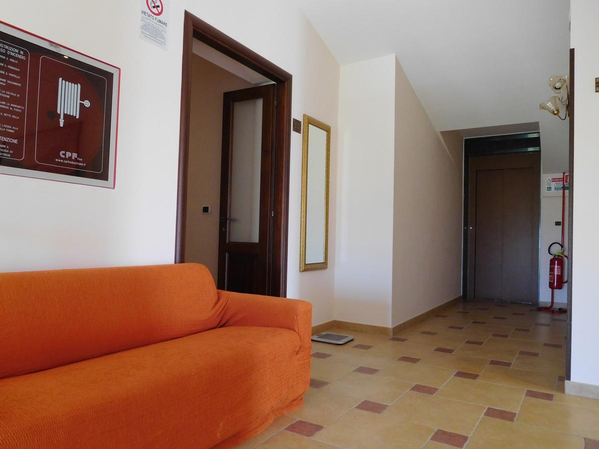 Hotel Michelangelo San Bartolomeo in Galdo Ngoại thất bức ảnh